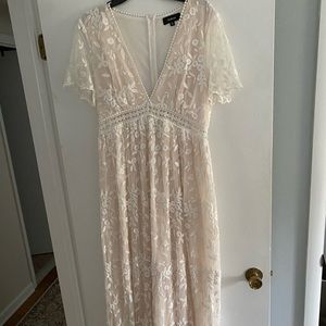 White lace floral maxi dress size XL